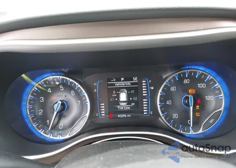 2022 Chrysler Voyager Lx from USA, damaged, VIN 2C4RC1CG6NR204358